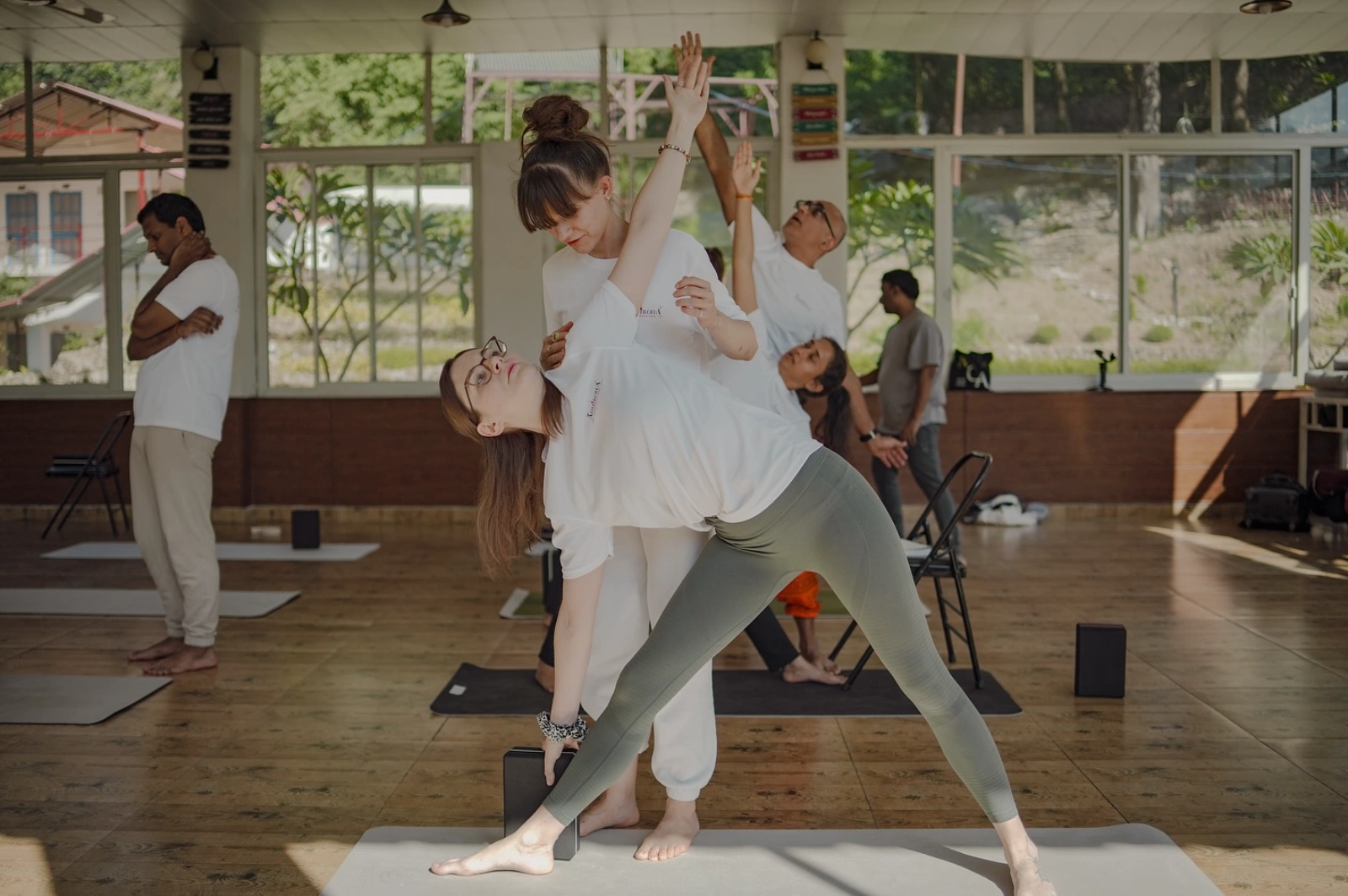 Pranayama en meditatie docentenopleiding bij Adhiroha Rishikesh