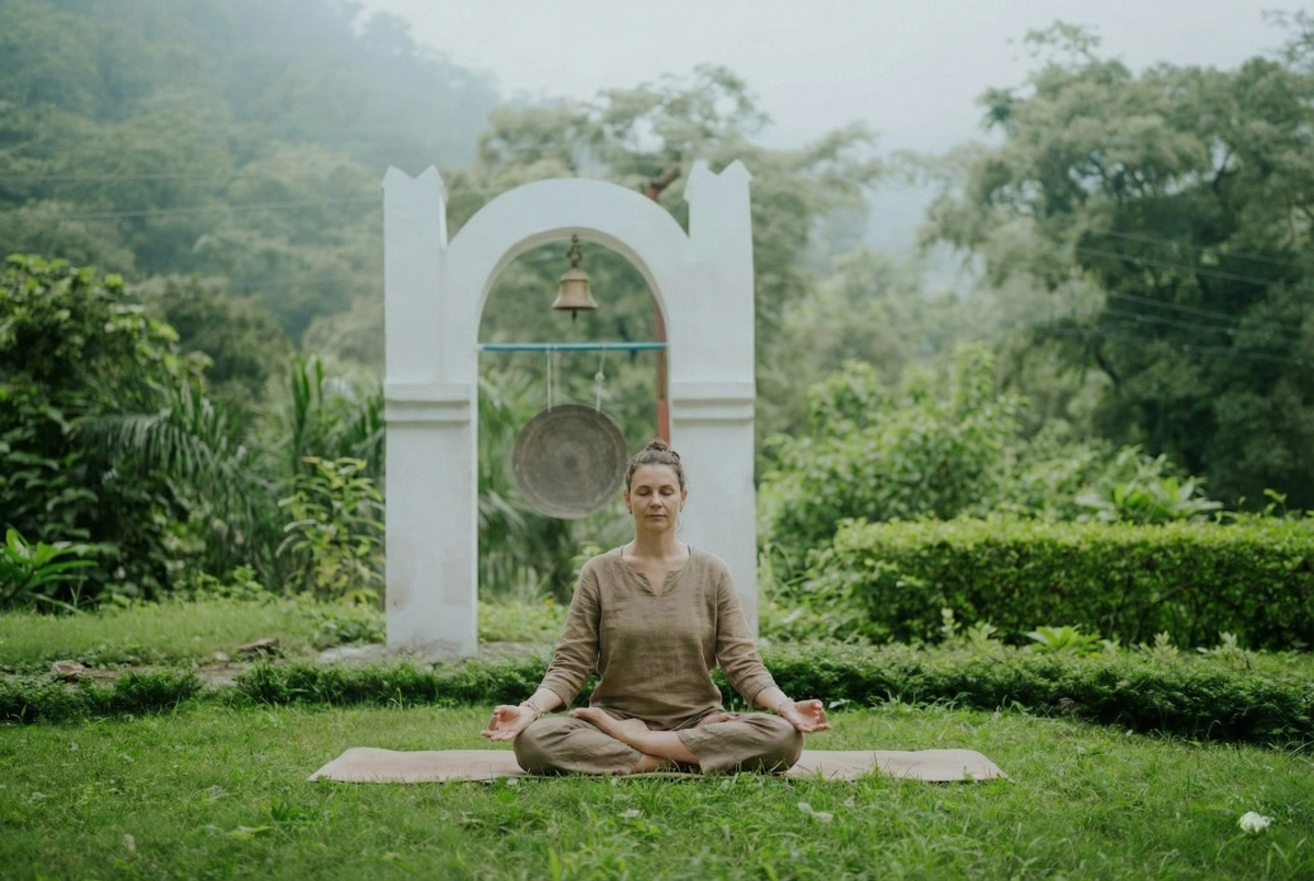 Pranayama en meditatie docentenopleiding bij Adhiroha Rishikesh